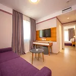 Olive Otel